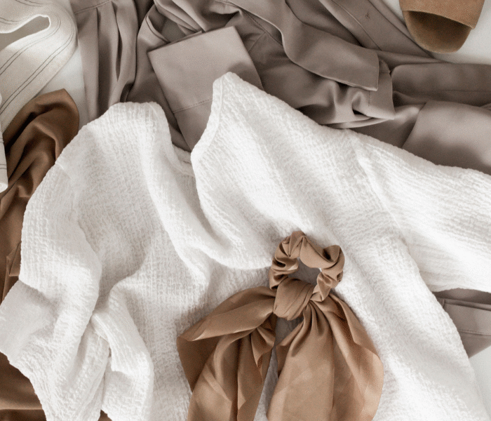 5 Easy Steps to Achieve a Decluttered Wardrobe